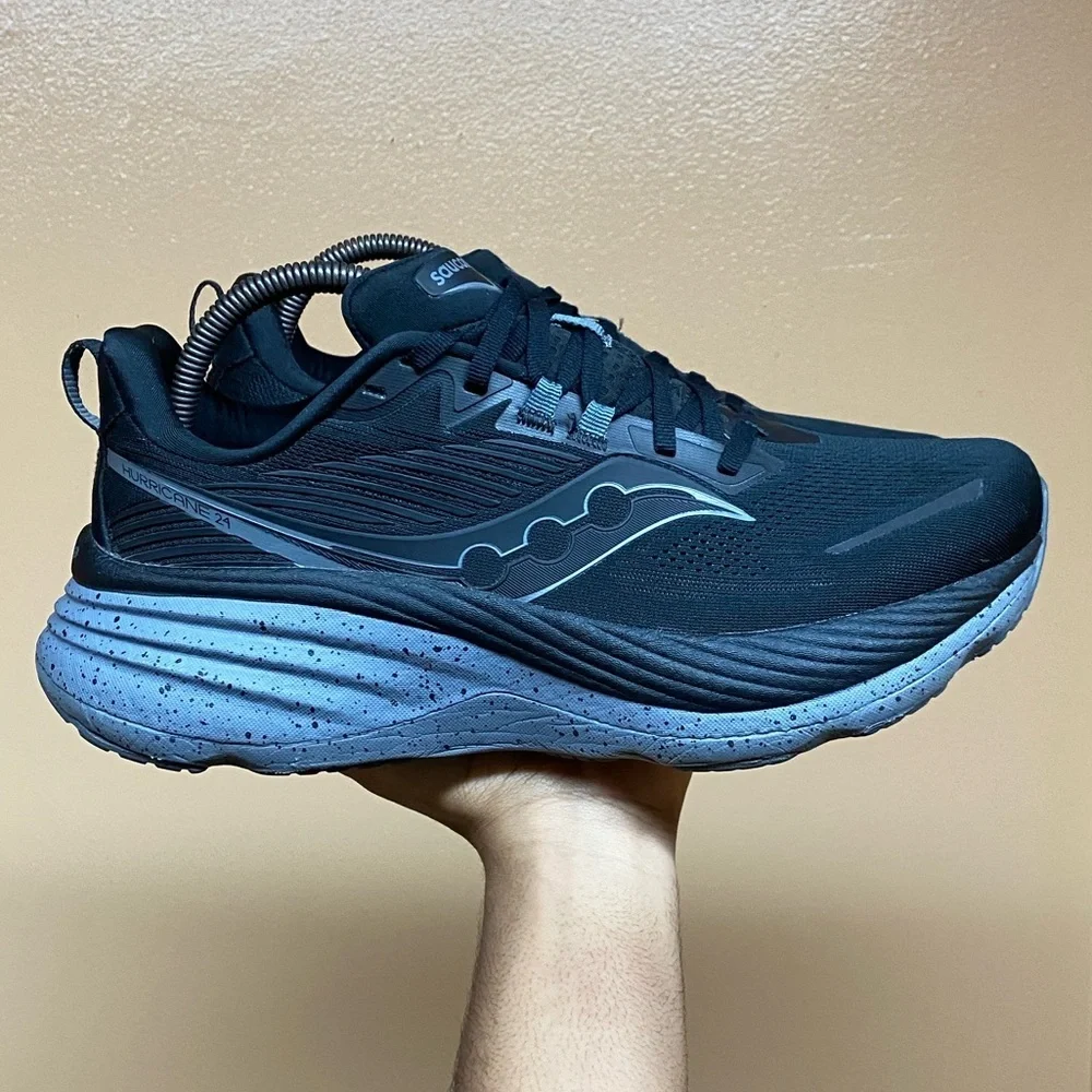 Saucony Hurricane 24 Men’s Running Sneakers Black Shadow Size 9.5 S20933-101